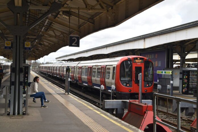A District line train at Wimbledon